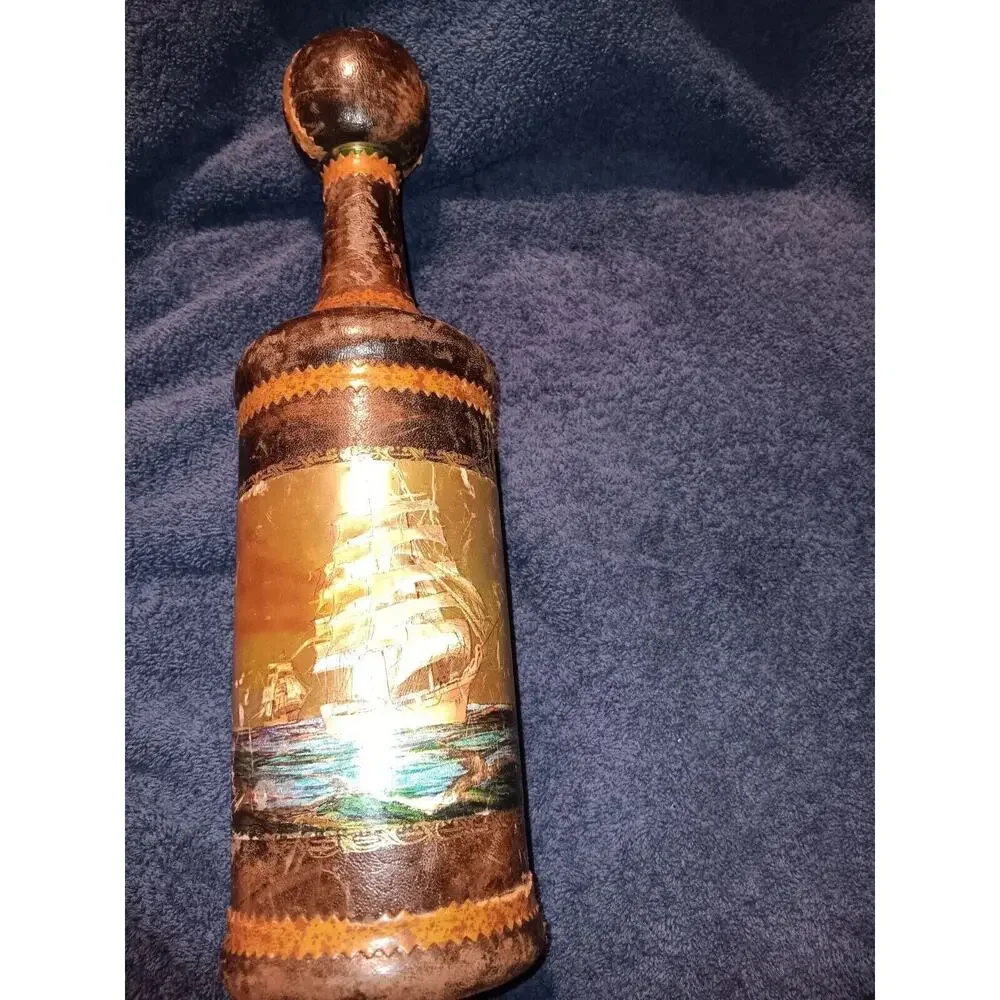 o'o'o . DECORATIVE Wrapped WINE BOTTLE with SHIP . Hand Crafted Made in ITALY